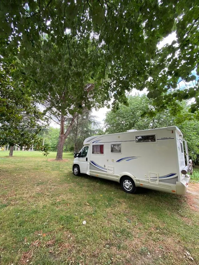 Camping Car Canal Du Midi Montesquieu-Lauragais